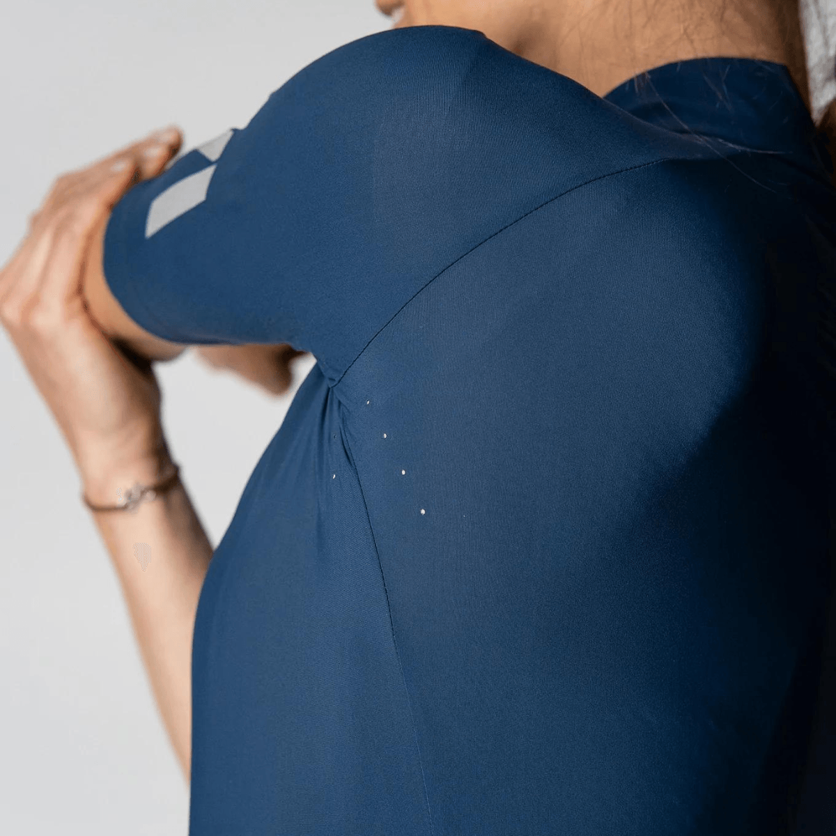 Discover our Aero Lightweight Jerseys - Twenty One Cycling